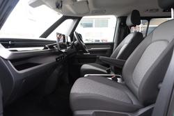 2024 Volkswagen ID. Buzz Pro BEV560