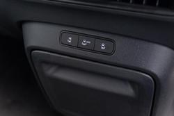 2024 Volkswagen ID. Buzz Pro BEV560