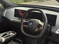2024 BMW iX xDrive40 Sport