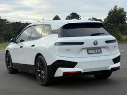 2024 BMW iX xDrive40 Sport