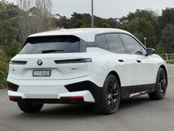 2024 BMW iX xDrive40 Sport