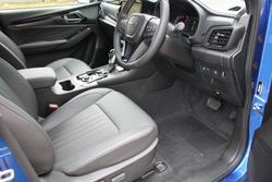2025 Isuzu MU-X LS-T