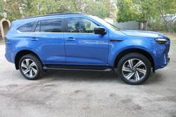 2025 Isuzu MU-X LS-T