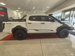 2026 Isuzu D-MAX BLADE