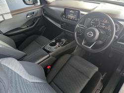 2025 Nissan X-TRAIL ST