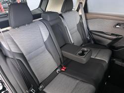 2025 Nissan X-TRAIL ST