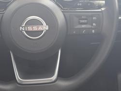 2025 Nissan X-TRAIL ST