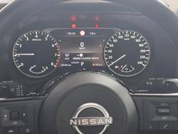 2025 Nissan X-TRAIL ST