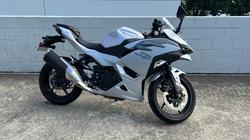 2024 Kawasaki NINJA 500 White