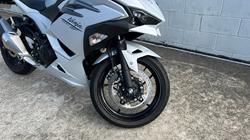 2024 Kawasaki NINJA 500 White