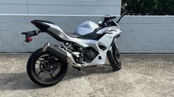 2024 Kawasaki NINJA 500 White