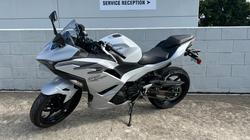 2024 Kawasaki NINJA 500 White