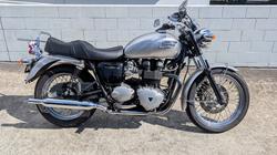 Triumph Bonneville T100