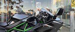2024 Kawasaki Ninja H2 (ZX1002J) Ninja H2 Grey
