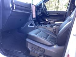 2025 Ford Everest Platinum