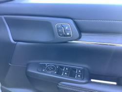 2025 Ford Everest Platinum
