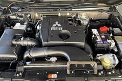 2020 Mitsubishi Pajero GLS Leather Option