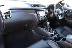 2017 Nissan QASHQAI ST-L