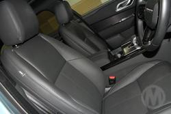 2025 Land Rover Range Rover Velar P250 Dynamic SE