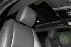2025 Land Rover Range Rover Velar P250 Dynamic SE