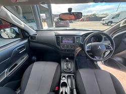 2023 Mitsubishi Triton GLX