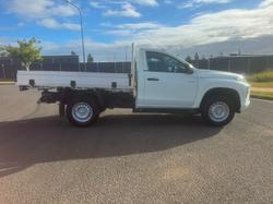2023 Mitsubishi Triton GLX