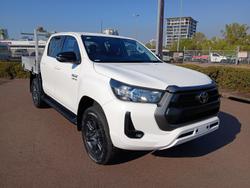 2022 Toyota Hilux SR