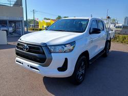 2022 Toyota Hilux SR