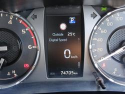 2022 Toyota Hilux SR