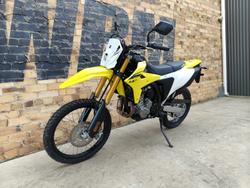 2026 SUZUKI DR-Z4S DUAL PURPOSE YELLOW