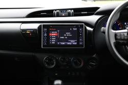 2019 Toyota Hilux SR