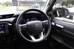 2019 Toyota Hilux SR