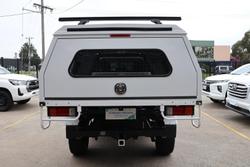 2019 Toyota Hilux SR