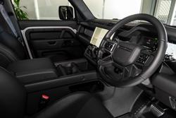 2026 Land Rover Defender 110 P635 OCTA
