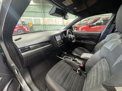 2019 Mitsubishi Outlander Black Edition