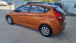 2015 Hyundai Accent Active