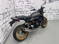 2025 Kawasaki Z900RS SE Z Black