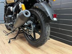 2026 Royal Enfield INTERCEPTOR 650 E5 CLASSIC Black