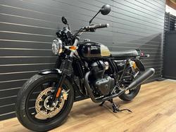 2026 Royal Enfield INTERCEPTOR 650 E5 CLASSIC Black
