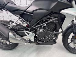 2018 Honda CB300R (CB300RA) CB300 Black