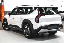 2026 Kia EV9 Air MV MY26 Snow White Pearl