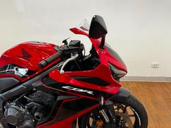 2023 Honda CBR650R RED