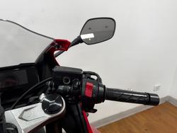 2023 Honda CBR650R RED