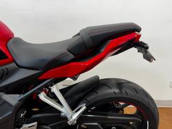 2023 Honda CBR650R RED