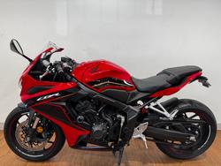 2023 Honda CBR650R RED