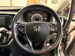 2015 Honda Odyssey VTi-L