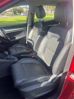 2022 MG ZS Excite AZS1 MY22 Diamond Red