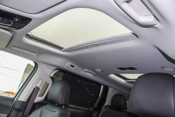 2025 Kia Carnival GT-Line HEV