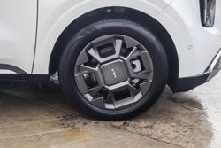 2025 Kia Carnival GT-Line HEV
