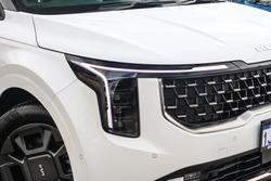 2025 Kia Carnival GT-Line HEV